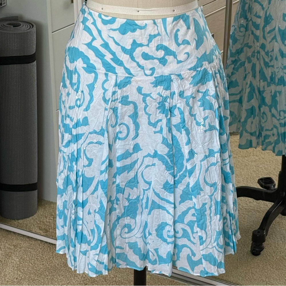 INC International Concept Blue and White Patterned Women's Skirt Size: 6